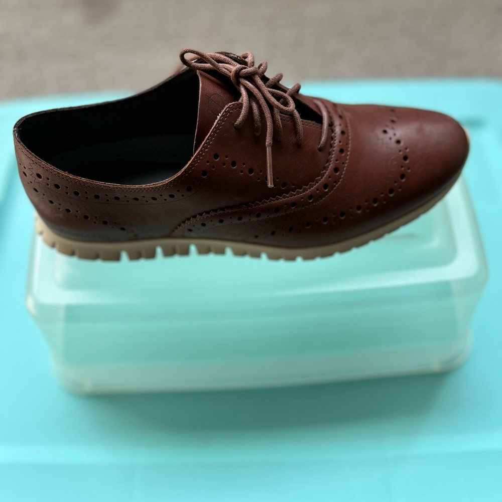 Zero gravity Kenneth Cole Oxford